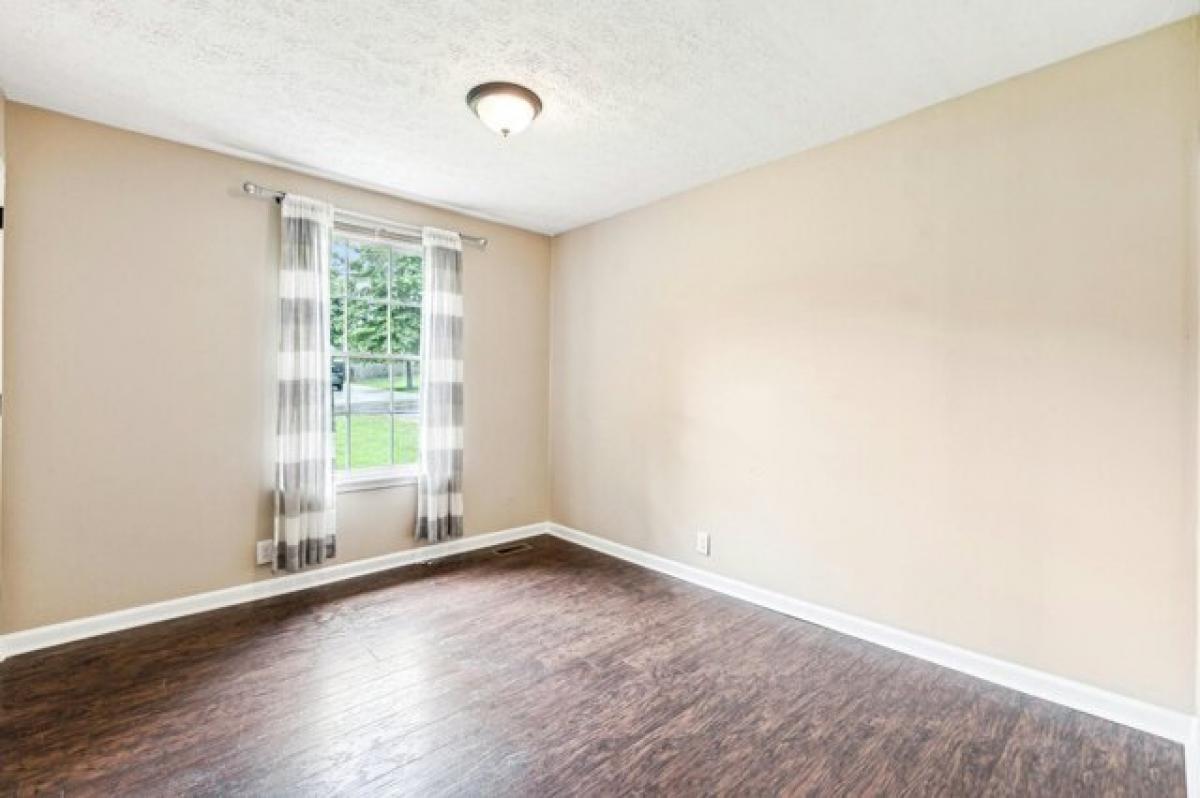 3 bedrooms House in Hendersonville, USA No. 435310