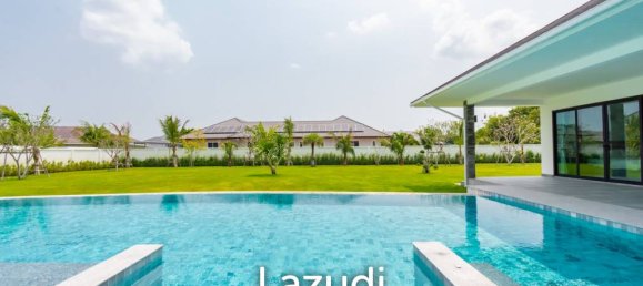 4 bedrooms Villa in Pran Buri, Thailand No. 13200 7