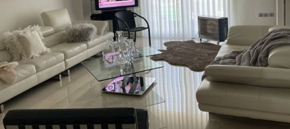 Propiedad comercial de 4 dormitorios en Thessaloniki, Greece No. 2257 11