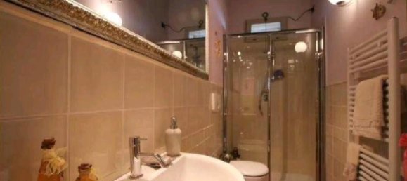 Квартира с 2 спальнями в Монтериджони, Италия № 108564 8