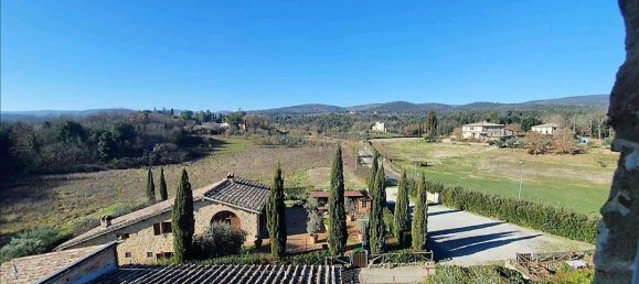 Квартира с 2 спальнями в Монтериджони, Италия № 108564 2