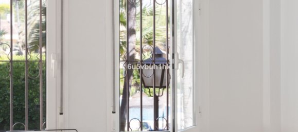 4 bedrooms Apartment in Marbella, Spain No. 147006 9