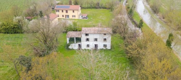 5 rooms House in Carpi, Italy No. 225911 12