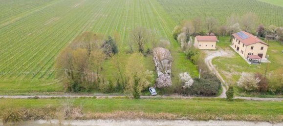 5 rooms House in Carpi, Italy No. 225911 15