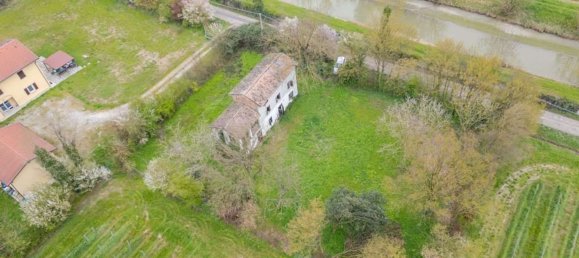 5 rooms House in Carpi, Italy No. 225911 19