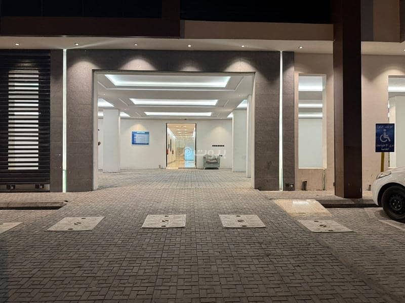 4 bedrooms Apartment in Riyadh, Saudi Arabia No. 350