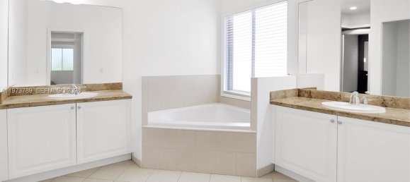 4 Schlafzimmer Villa in Miami, USA, Nr. 614442 15