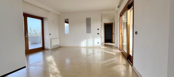 Penthouse de 6 divisões em Olbia, Italy N.º 234356 2