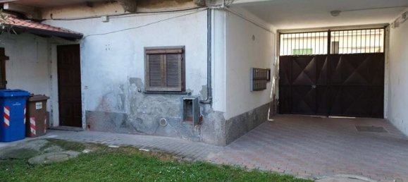 2 rooms Apartment in Vigevano, Italy No. 332680 4