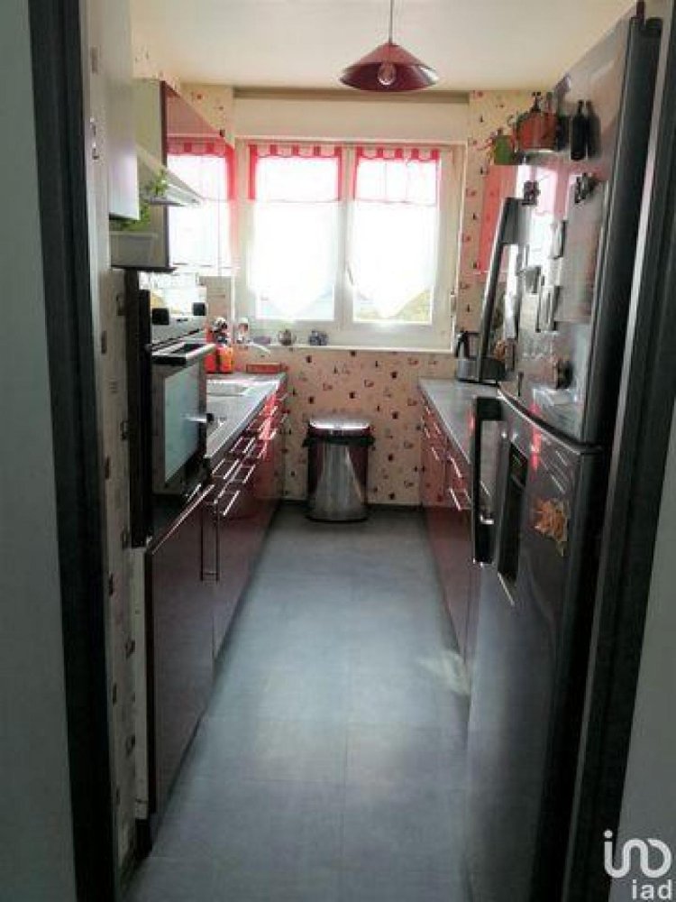 Кондоминиум  с 2 спальнями в Бове, Франция № 14002