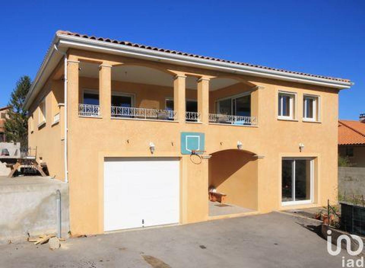 5 bedrooms House in Millau, France No. 24789