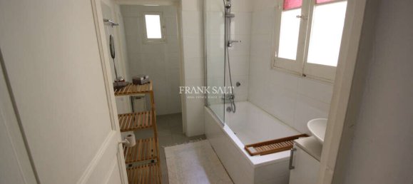 3 bedrooms Townhouse in Sliema, Malta No. 8864 11