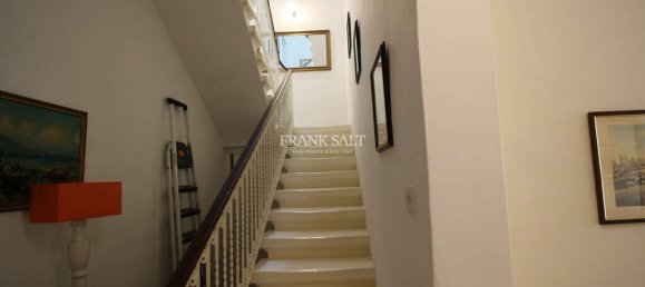 3 bedrooms Townhouse in Sliema, Malta No. 8864 7