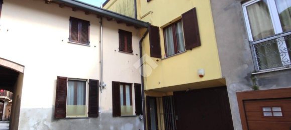 2 bedrooms House in Barzanò, Italy No. 348881 20