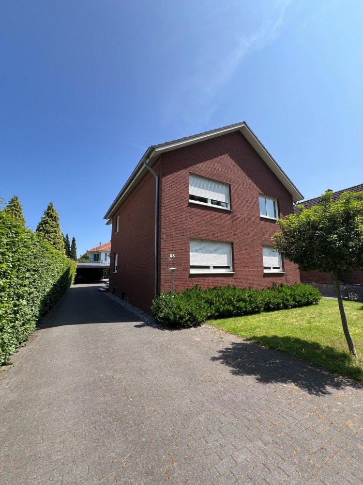 2 غرف نوم شقة في Gutersloh, Germany رقم 242489