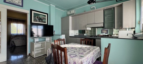 4 rooms Apartment in Tortona, Italy No. 15788 7