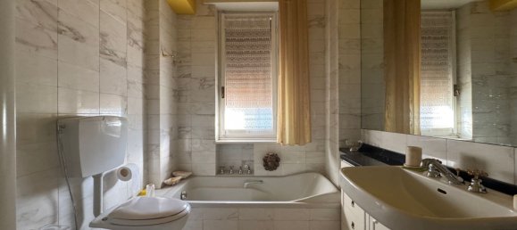 4 rooms Apartment in Tortona, Italy No. 15788 31