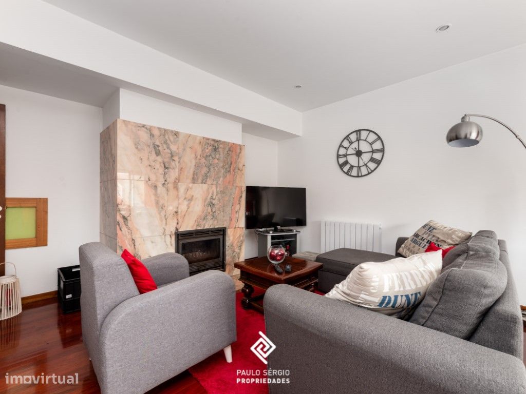 3 bedrooms Apartment in Espinho, Portugal No. 257054