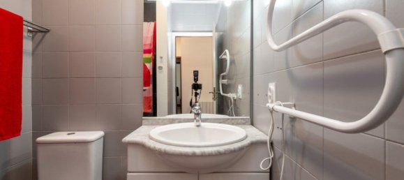 3 bedrooms Apartment in Espinho, Portugal No. 257054 5