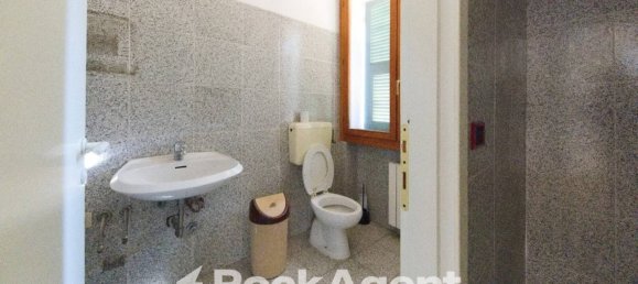 5 rooms Commercial property in Genoa, Italy No. 272206 23