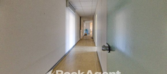 5 rooms Commercial property in Genoa, Italy No. 272206 18
