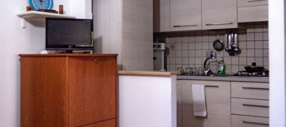 3 rooms House in Pomezia, Italy No. 158086 6