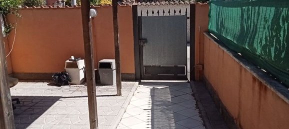 3 rooms House in Pomezia, Italy No. 158086 3