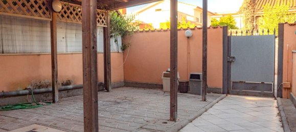3 rooms House in Pomezia, Italy No. 158086 2