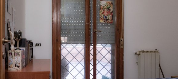 3 rooms House in Pomezia, Italy No. 158086 11