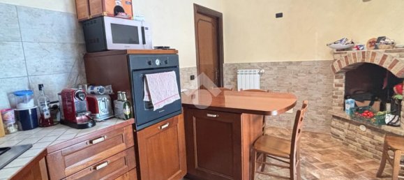 Квартира с 2 спальнями в Каве, Италия № 263318 16