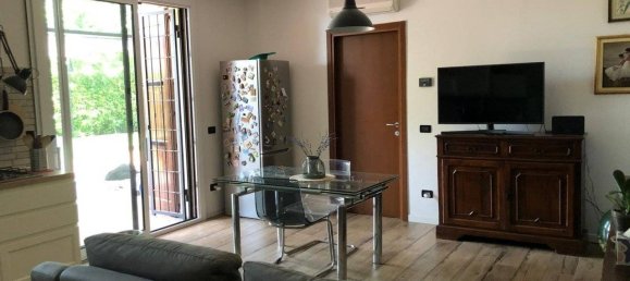 2 bedrooms Apartment in Castelnuovo Rangone, Italy No. 341199 2