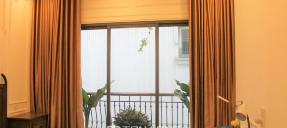 Villa de 4 dormitorios en Long Bien, Vietnam No. 834 16