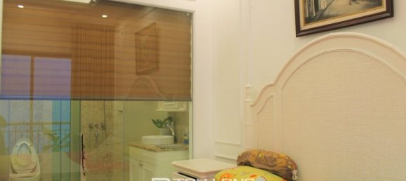 Villa de 4 dormitorios en Long Bien, Vietnam No. 834 18