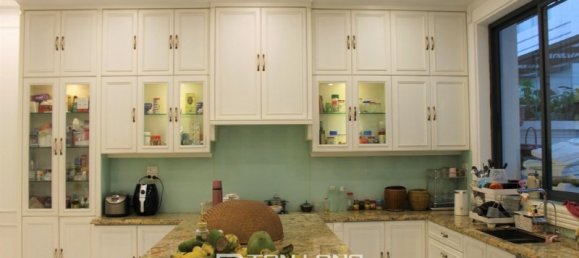 Villa de 4 dormitorios en Long Bien, Vietnam No. 834 7