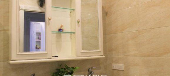 Villa de 4 dormitorios en Long Bien, Vietnam No. 834 13