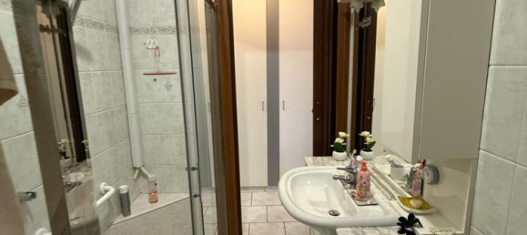 2 rooms Apartment in Nova Milanese, Italy No. 334559 13