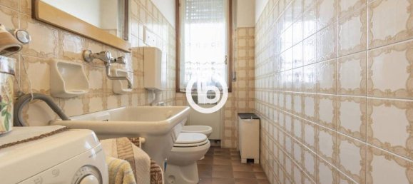 4-Zimmer Wohnung in Bologna, Italy, Nr. 33030 31