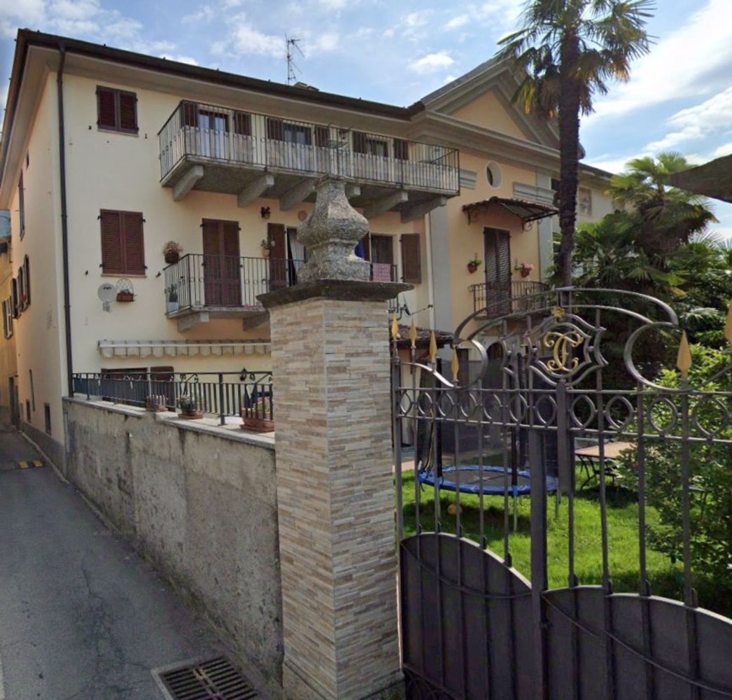 4 rooms Apartment in Porlezza, Italy No. 185934
