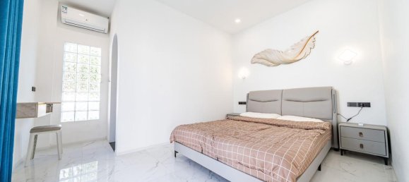 5 bedrooms Villa in Pattaya, Thailand No. 71998 19