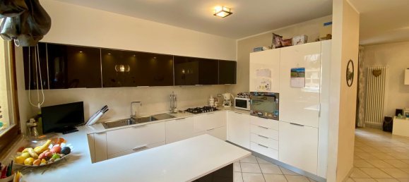 Дуплекс с 4 спальнями в Морчано ди Романья, Италия № 327162 10