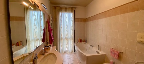 Дуплекс с 4 спальнями в Морчано ди Романья, Италия № 327162 50