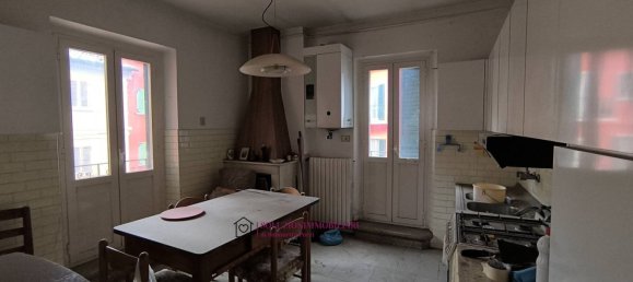 Casa de 8 divisões em Torgiano, Italy N.º 138975 12