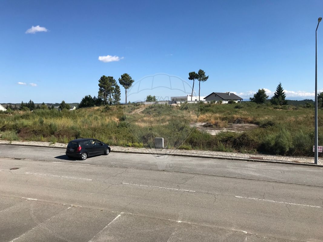 340m² Land in Vila Nova de Paiva, Portugal No. 43453