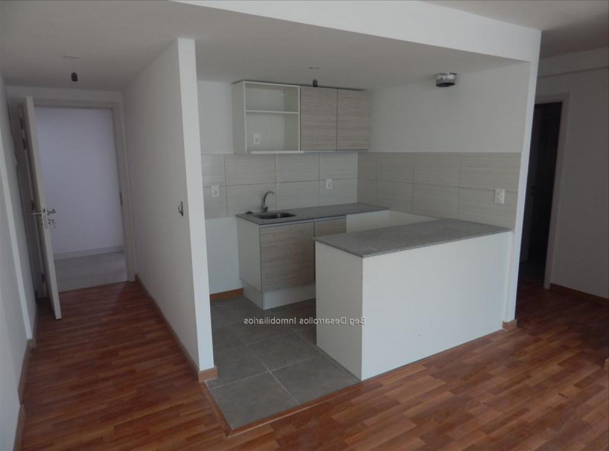 Studio in Montevideo, Uruguay No. 5710