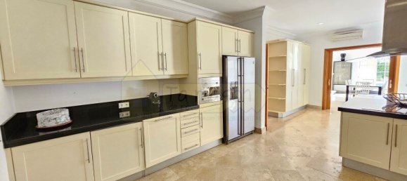 4 bedrooms Villa in Almancil, Portugal No. 99469 10