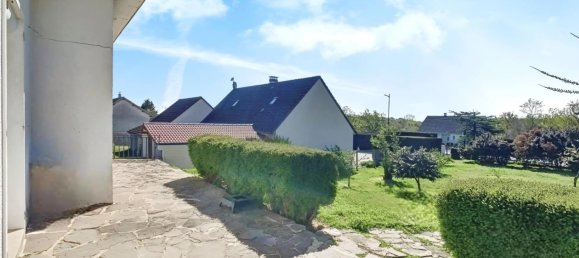 4 bedrooms House in Romorantin-Lanthenay, France No. 159102 33