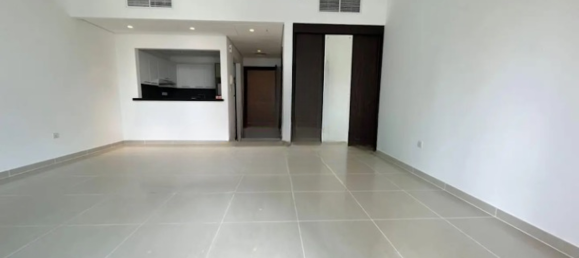 Studio in Dubai, UAE No. 21548 3