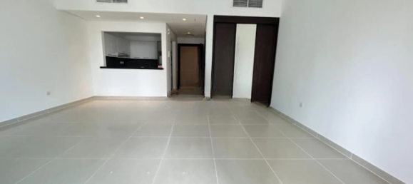 Studio in Dubai, UAE No. 21548 5