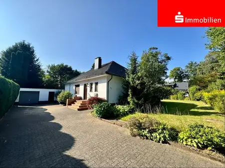 6-Zimmer Haus in Steinburg, Germany, Nr. 336030