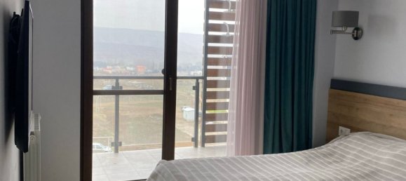 Квартира с 3 комнатами в Тбилиси, Грузия № 1442 45